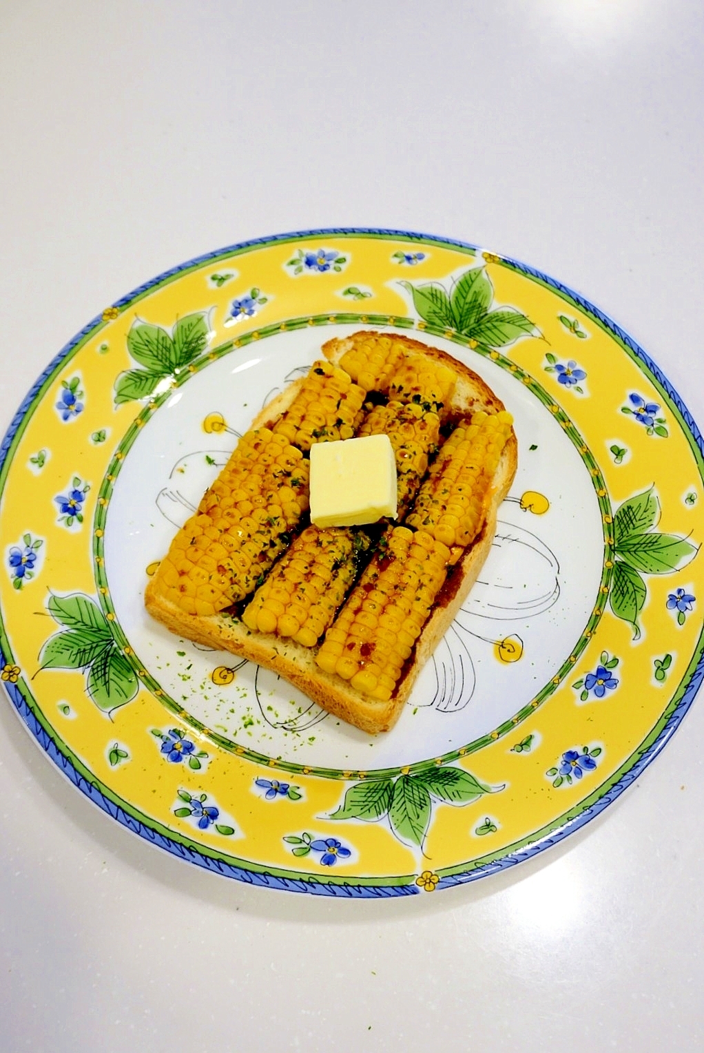 旬の生とうもろこしで作る！バター醤油コーントースト
