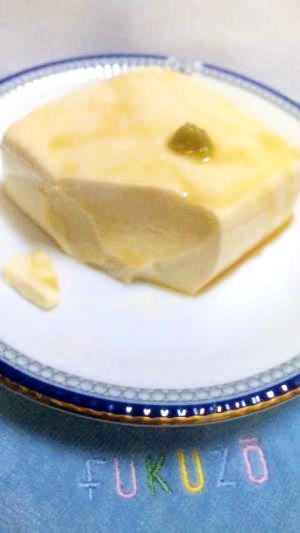 チーズな食感！塩豆腐