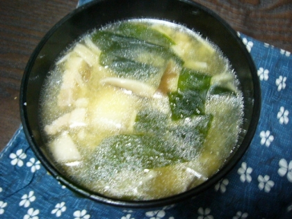 エノキと大根とワカメのスープ