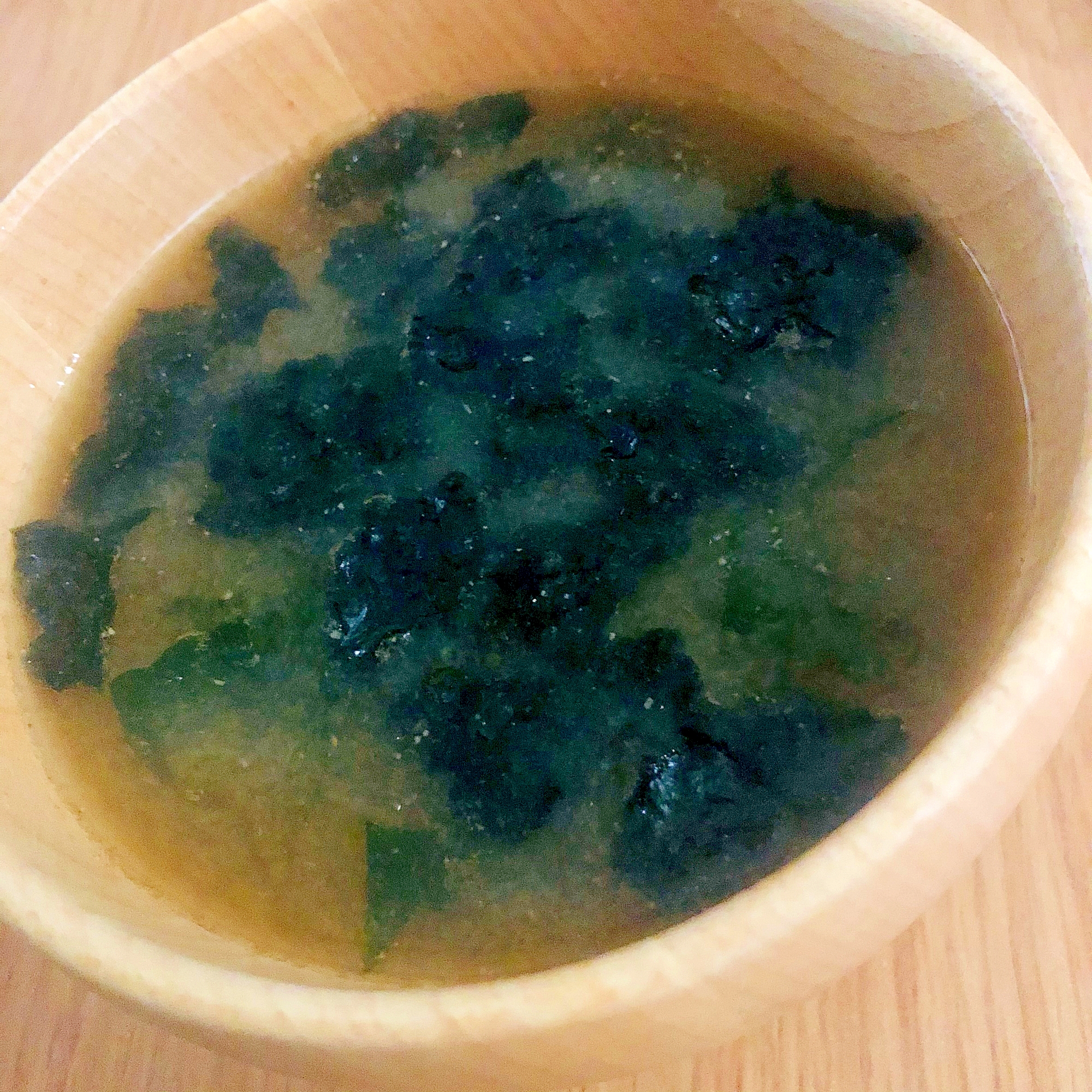 海苔とわかめと生姜の味噌汁