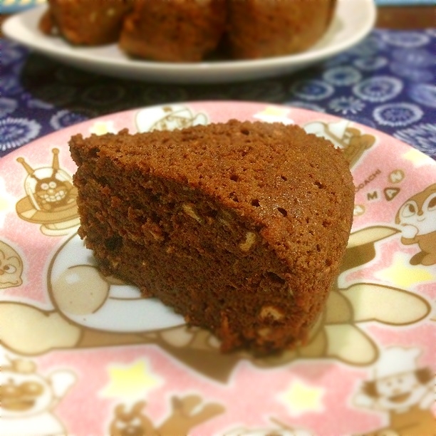 ノンオイルで麩わ麩わ炊飯器でお麩チョコレートケーキ