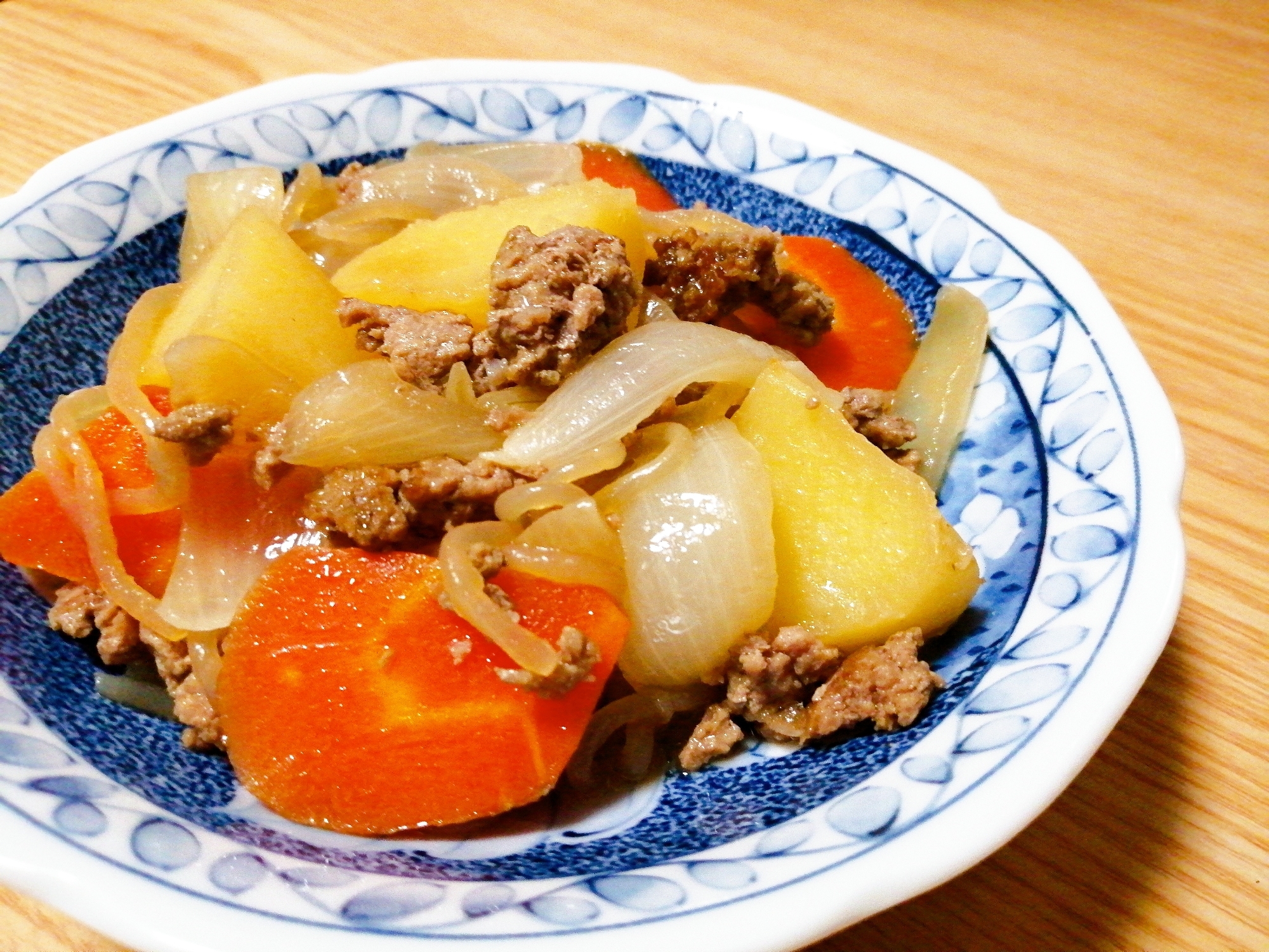 じゃがいも人参玉ねぎ糸こんにゃくのそぼろ肉じゃが レシピ 作り方 By はじゃじゃ 楽天レシピ じゃがいも人参玉ねぎ糸こんにゃくのそぼろ肉じゃが レシピ 作り方 By はじゃじゃ 楽天レシピ