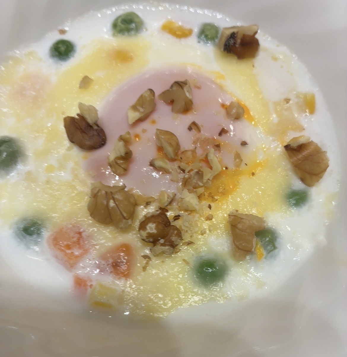 レンチンでオープンエッグ胡桃のせ。No.1157