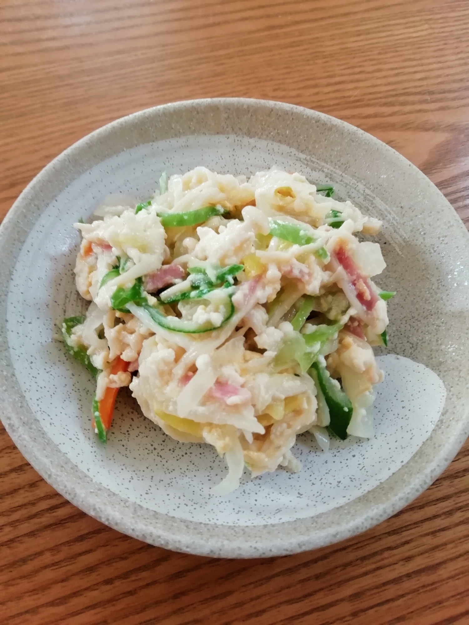 ベーコンと野菜と豆腐の卵とじ