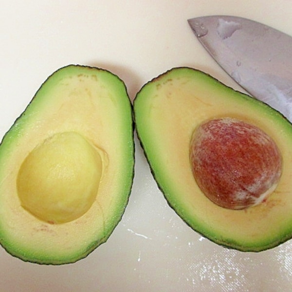 半分だけ残ったアボカドの保存方法 レシピ 作り方 By ちえ Sキッチン 楽天レシピ 半分だけ残ったアボカドの保存方法 レシピ 作り方 By ちえ Sキッチン 楽天レシピ
