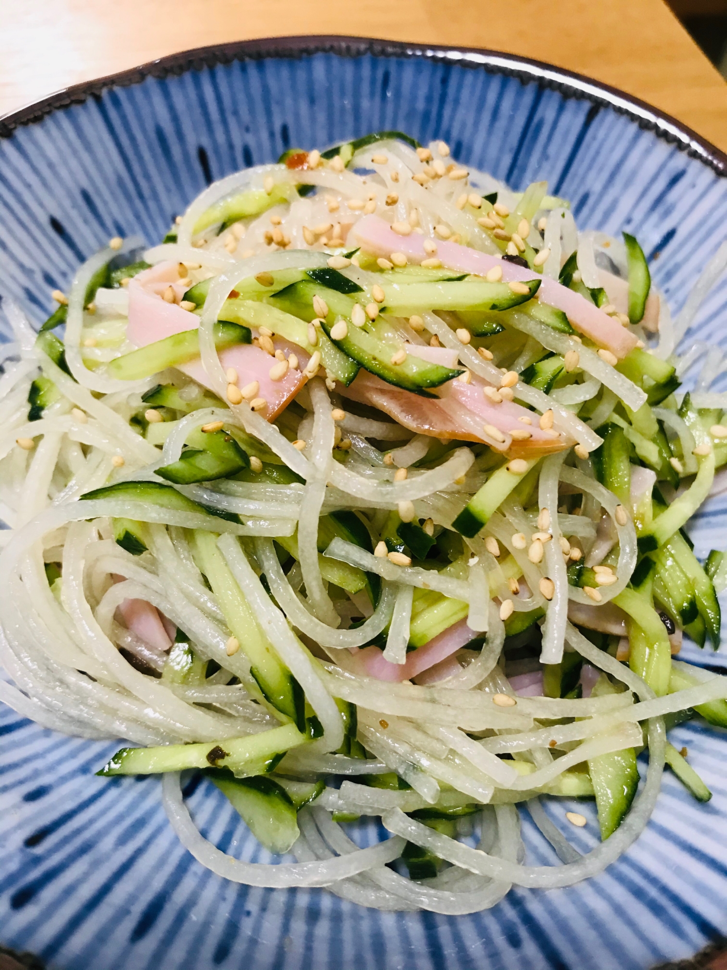 きゅうりとハムの春雨サラダ