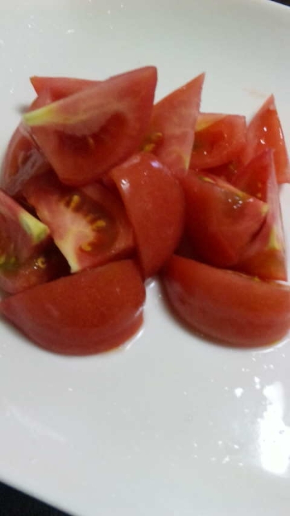 ダイエットで注目されてるトマト(^o^)我が家も食卓によく上がる様になりましたp(^^)qご馳走さまでした。