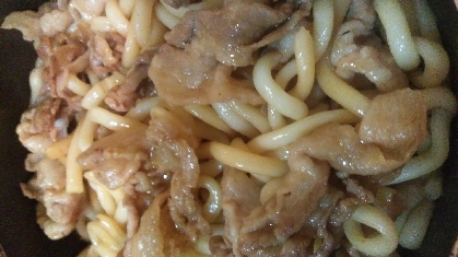 豚バラで　焼きうどん