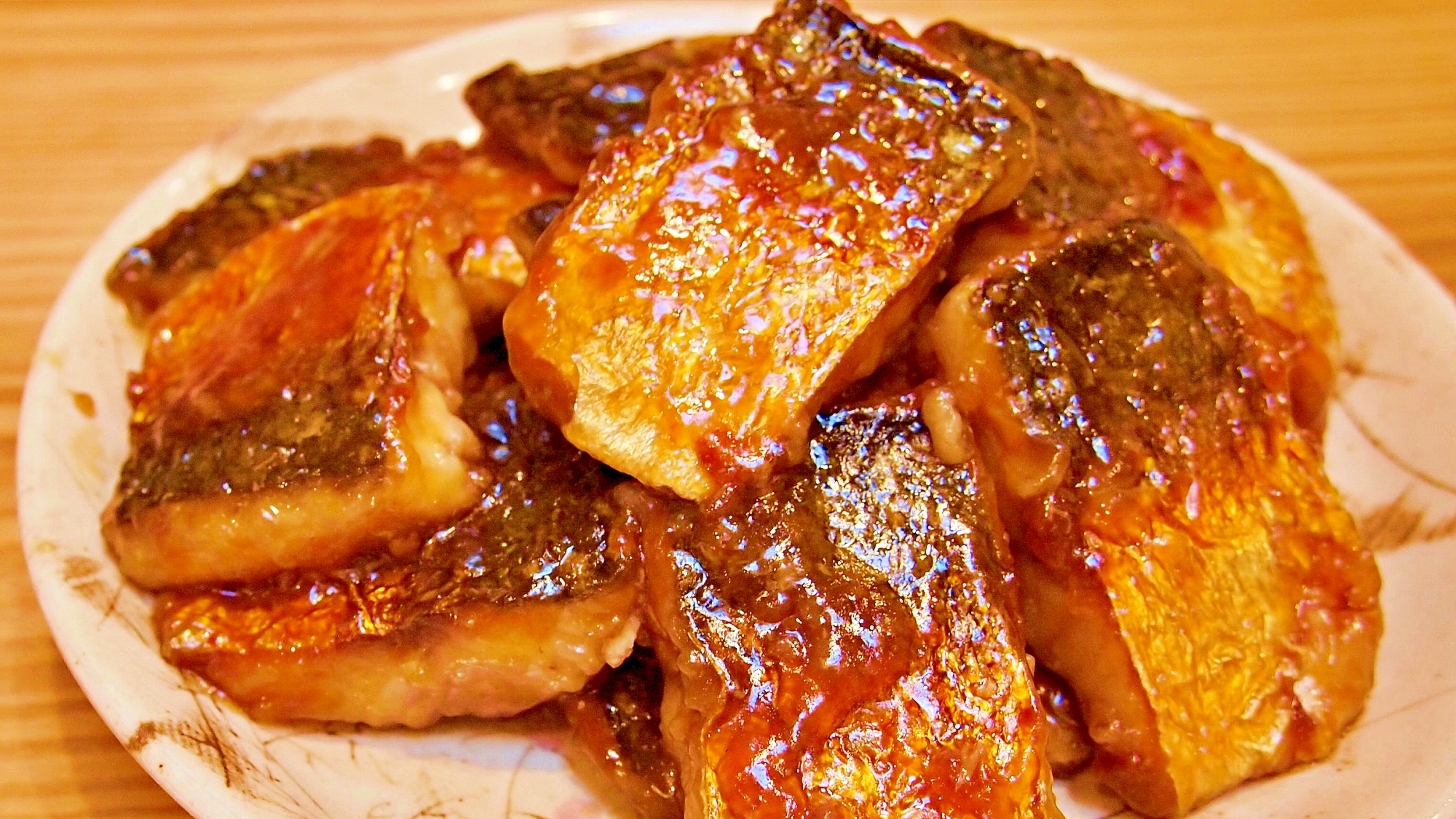 皮だけ焼くからパリふわ食感!絶品サバの照り焼き