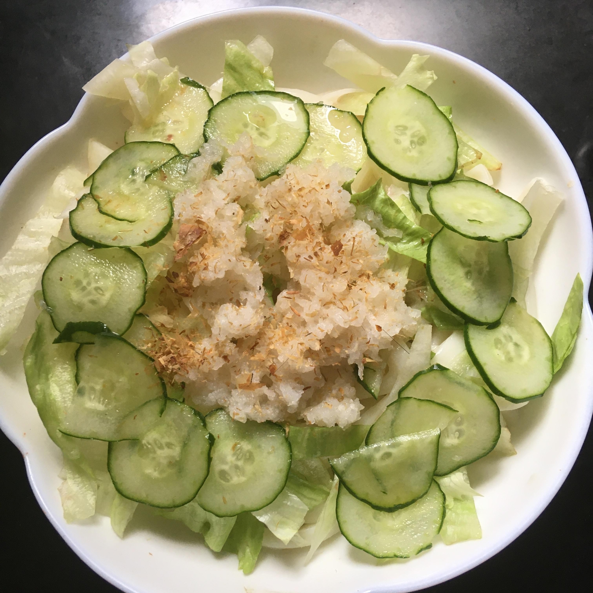 きゅうり、レタス、大根おろしうどん