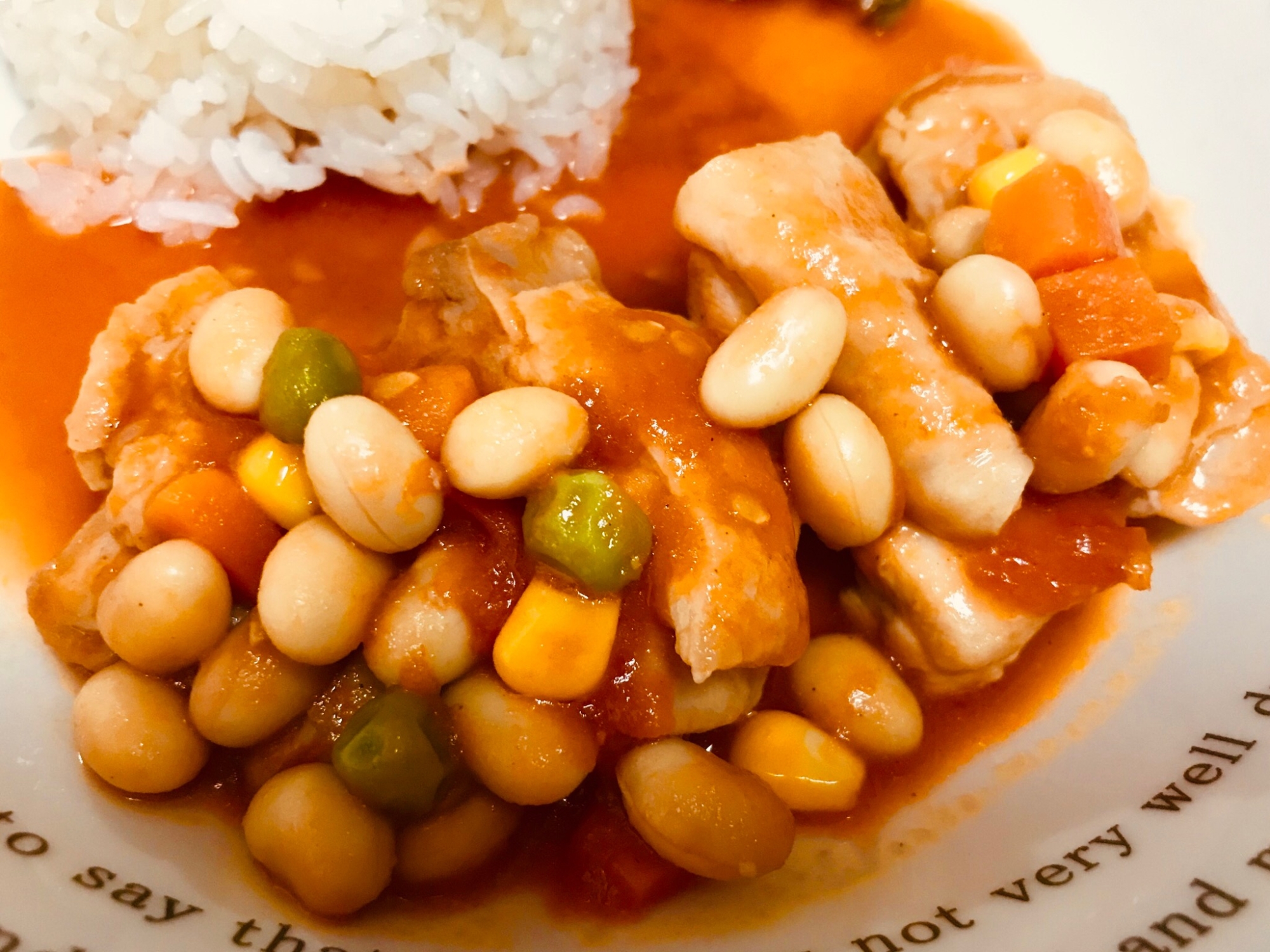 お豆たっぷり＊チキンと大豆のトマト煮