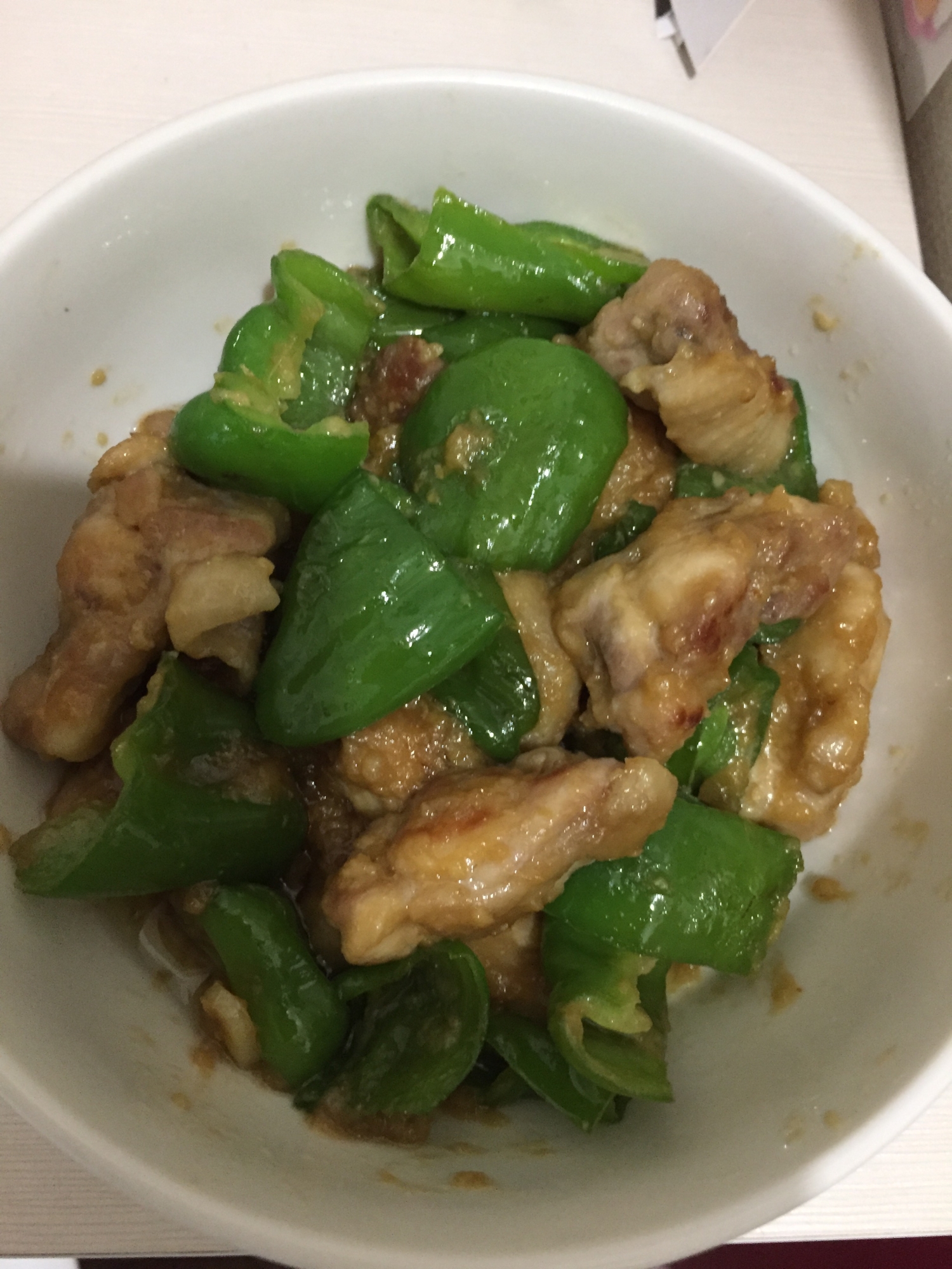 箸が進む♪鶏肉とピーマンの香ばしウマ味噌炒め