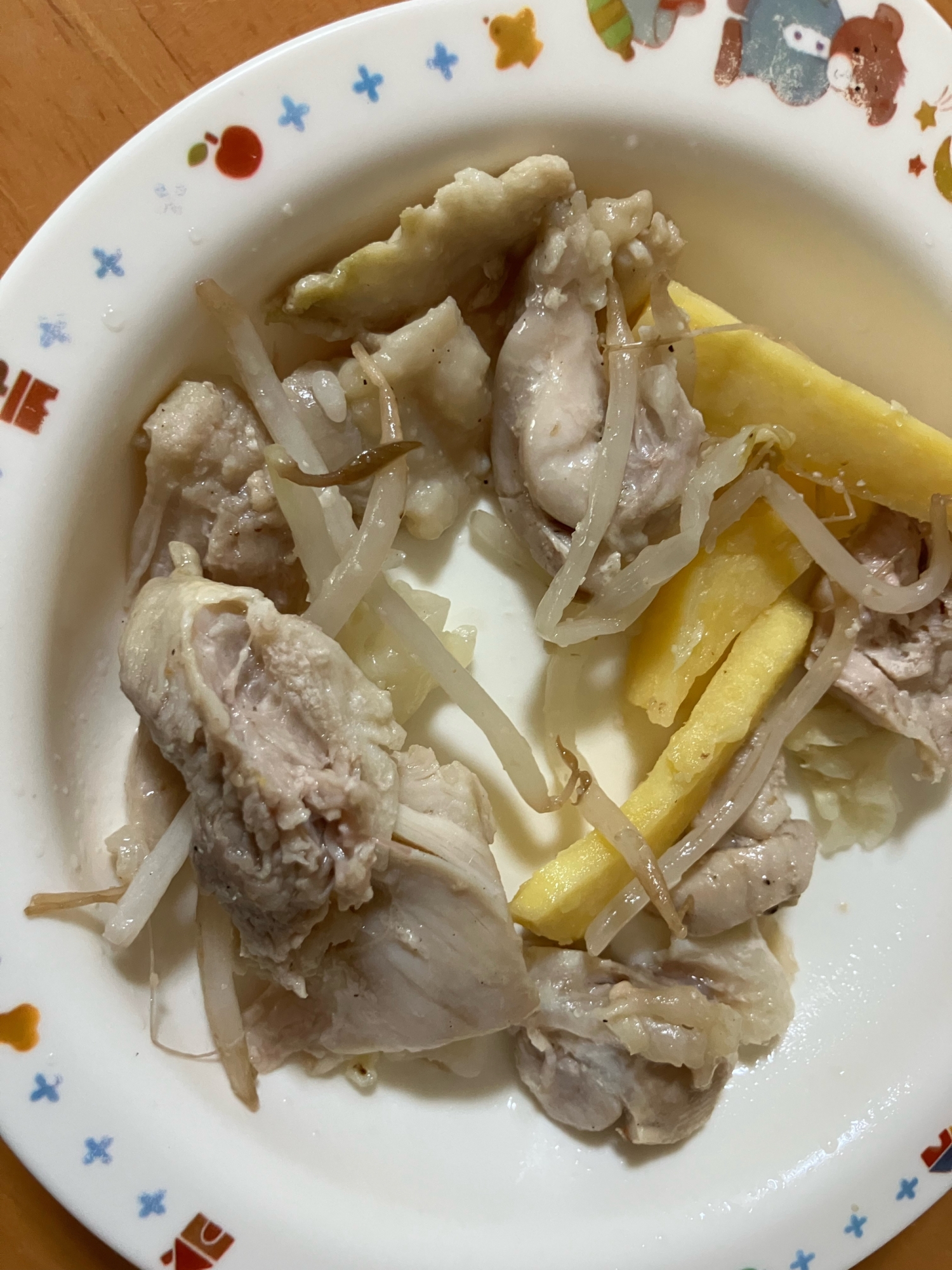 鶏肉とさつまいもともやし炒め