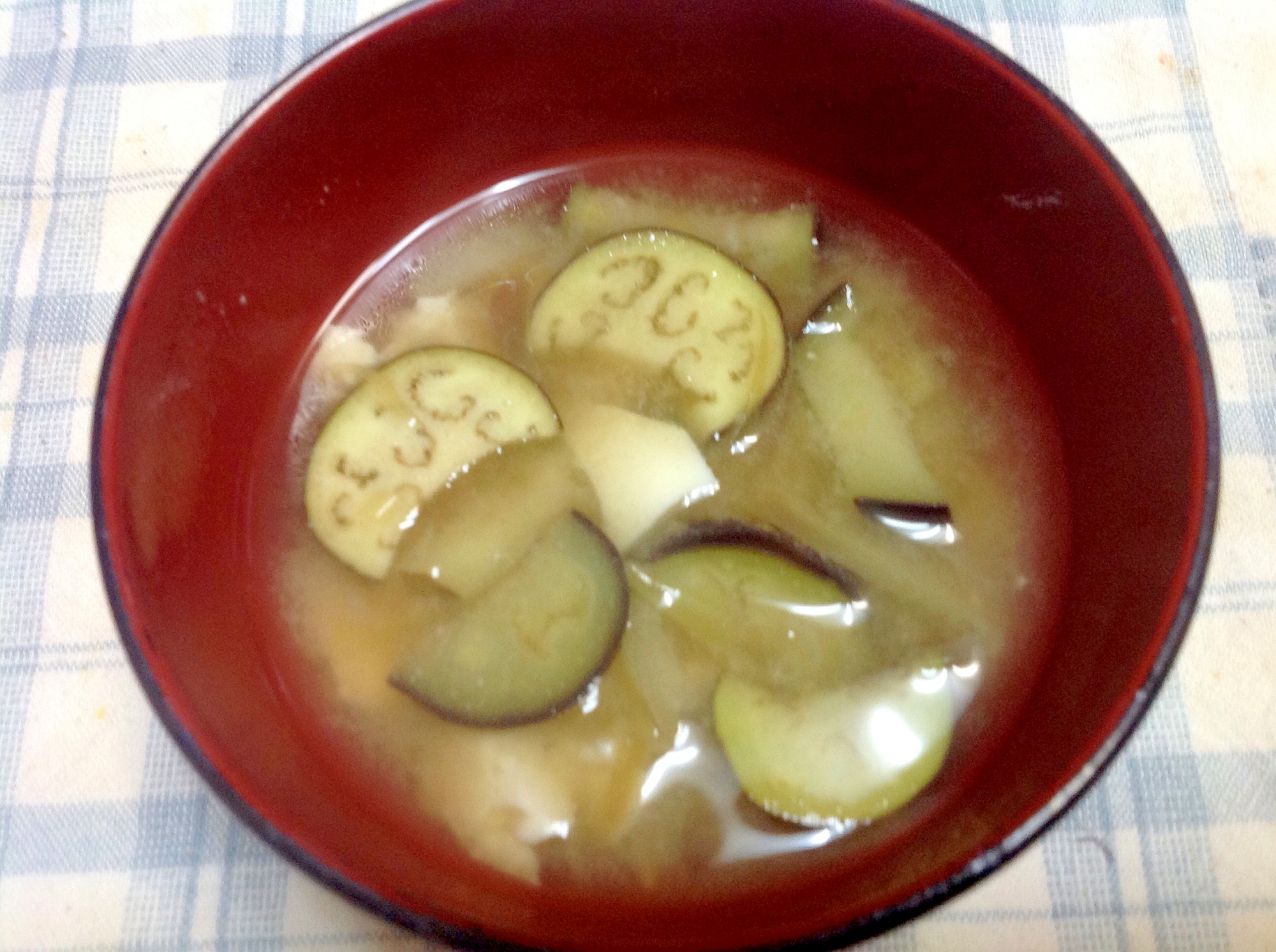 なすとみょうがのお味噌汁♪