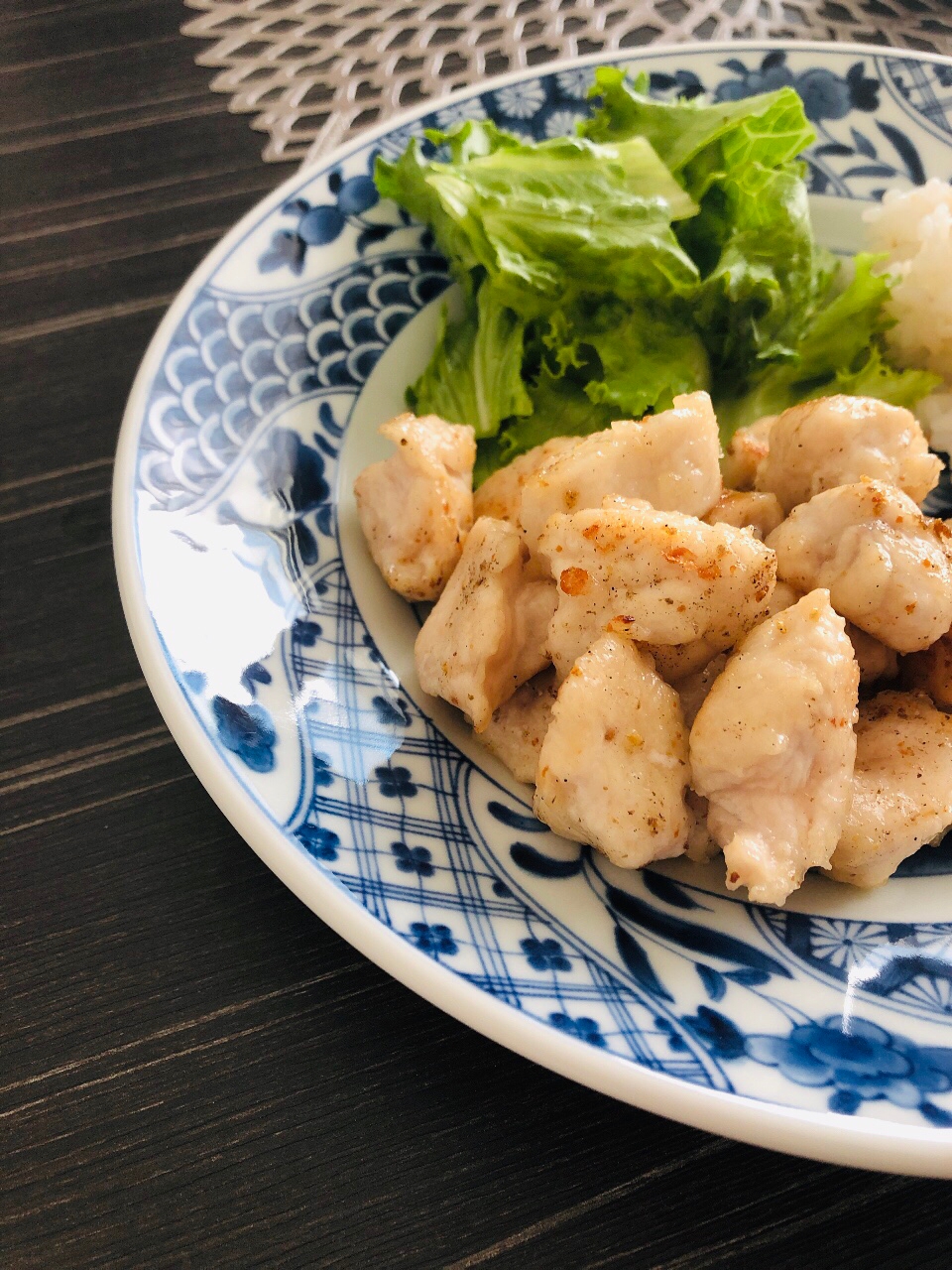 鶏むね肉の山椒七味蒸し焼き