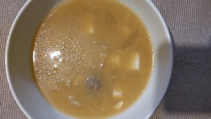 豆腐とつみれの味噌汁