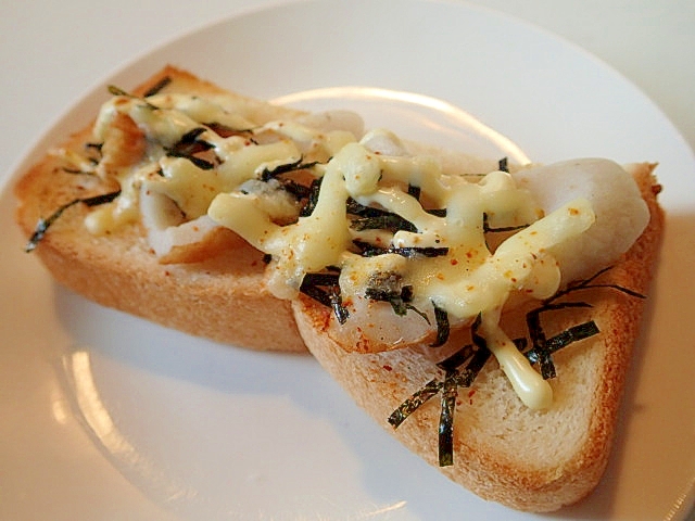 竹輪と刻み海苔とチーズのトースト