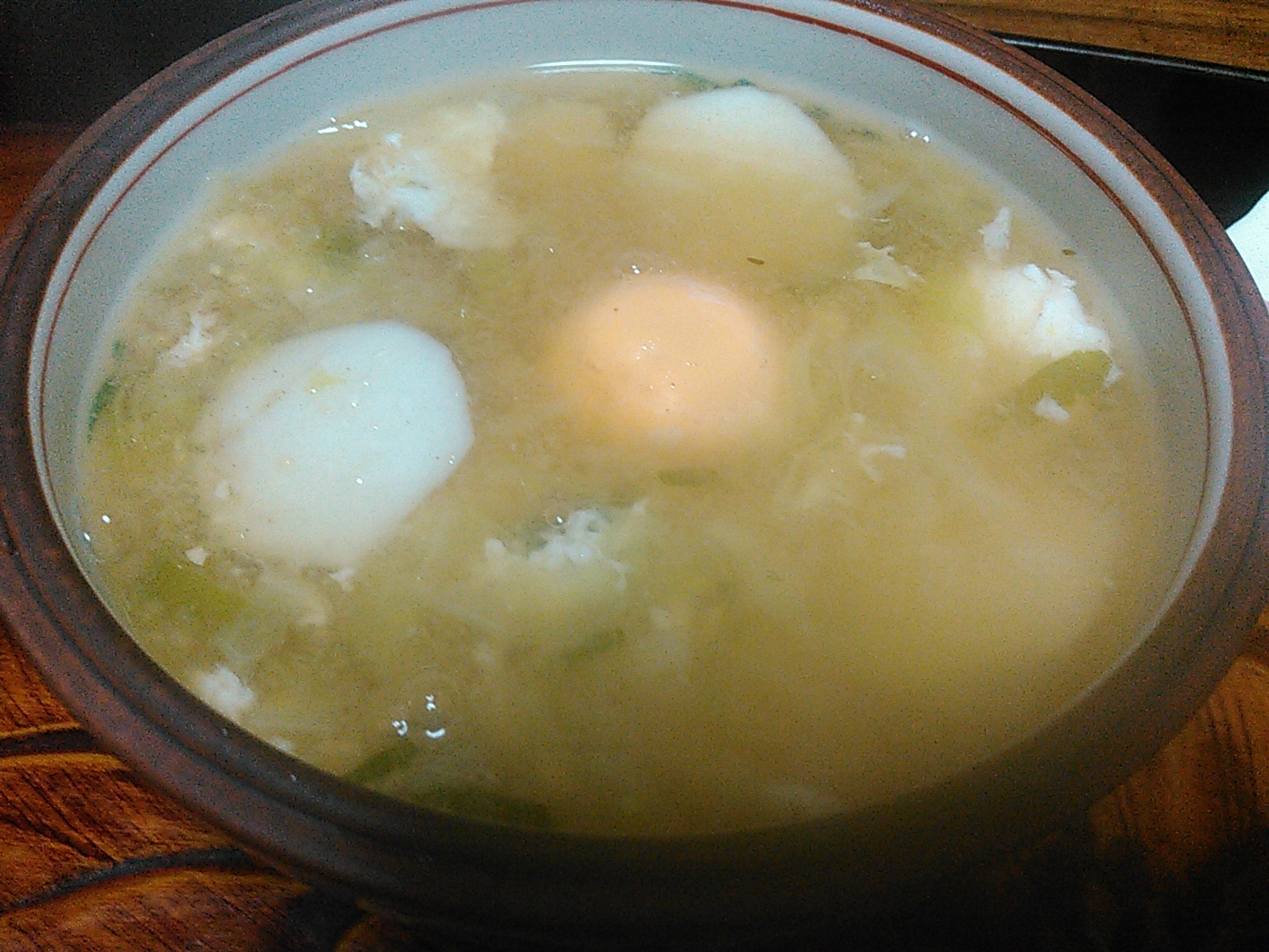 里芋キャベツ長ネギと卵の味噌スープ