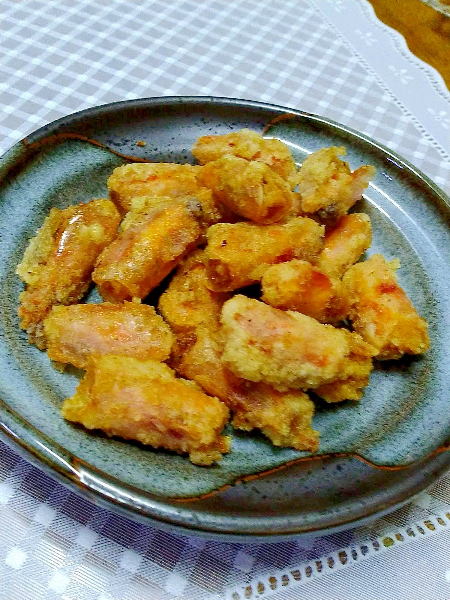 サクサクして美味しい！甘エビの頭で唐揚げ