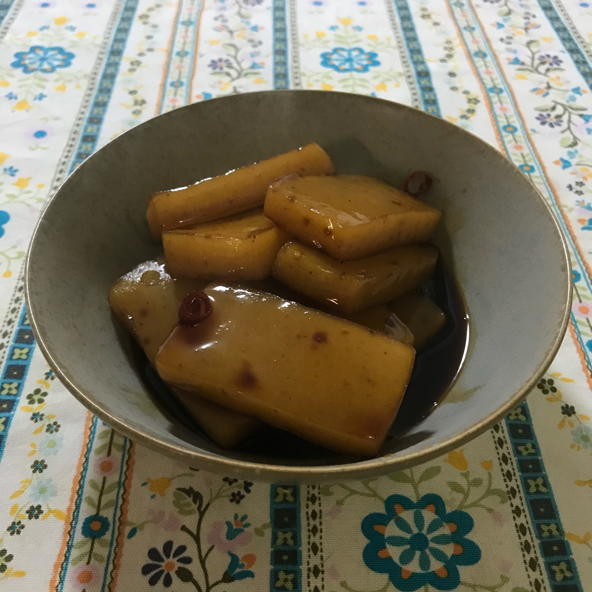 デパ地下に負けない!ピリ辛こんにゃく