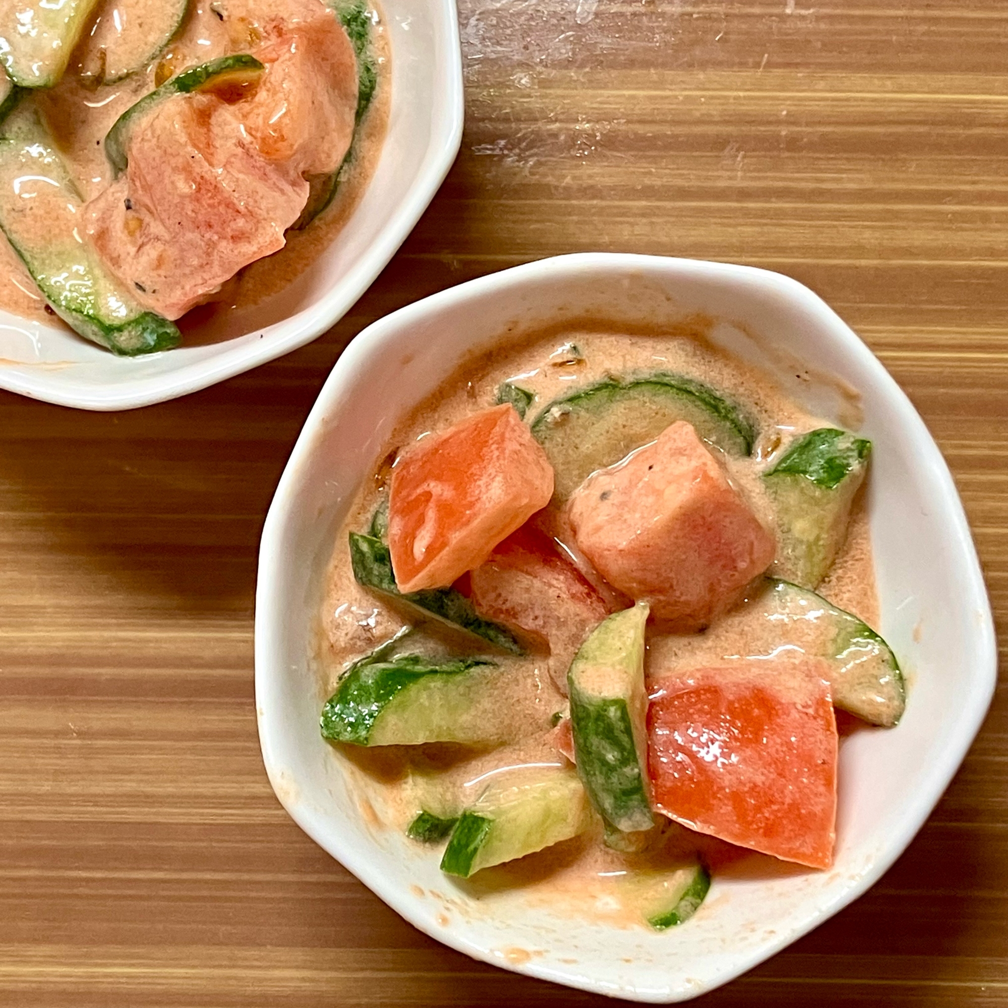 簡単和え物♪ トマトときゅうりのオーロラソース和え