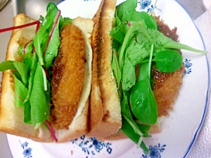 遅く起きた朝に ボリューム満点コロッケホットサンド レシピ 作り方 By Kiri873 楽天レシピ 遅く起きた朝に ボリューム満点コロッケホットサンド レシピ 作り方 By Kiri873 楽天レシピ