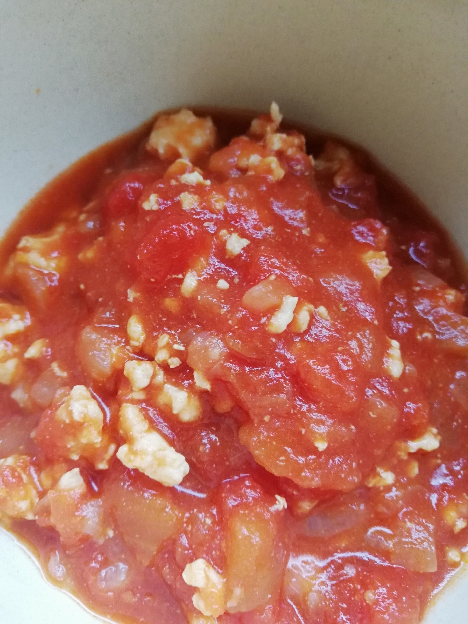【タンパク質補給に】鶏むねミンチのトマトスープ