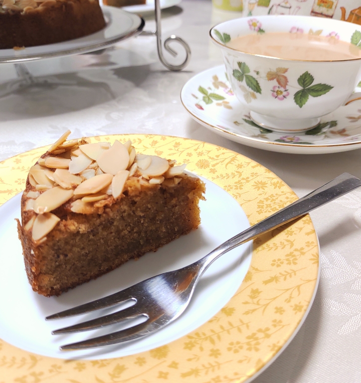 【ラム香る贅沢な味わい】しっとり＊アーモンドケーキ