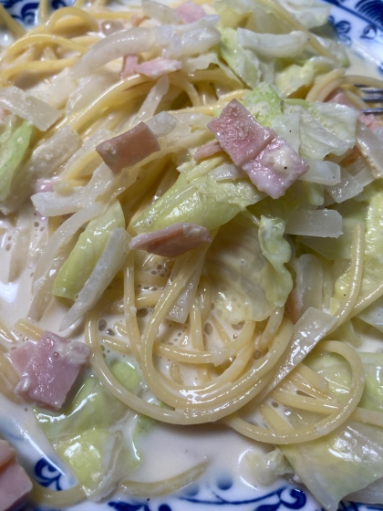 離乳食　幼児食　キャベツとサーモンのクリームパスタ