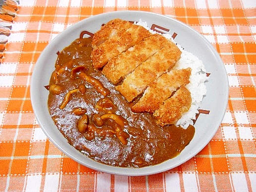 残ったポトフでしめじカツカレー