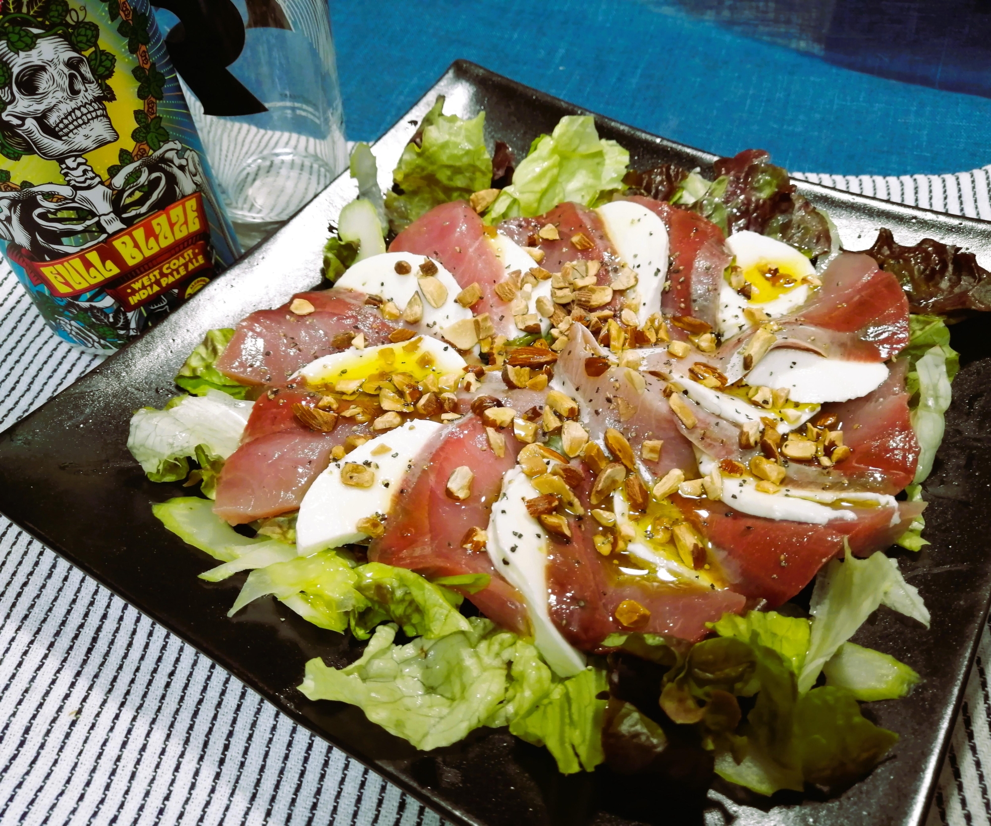 ポイント注目！鰤とモッツァレラチーズのカルパッチョ