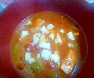 圧力鍋で簡単　トマトスープカレー風味