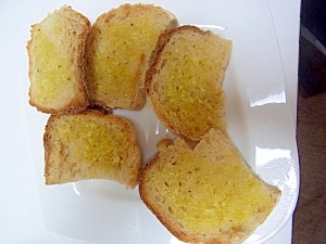 簡単ガーリックトースト