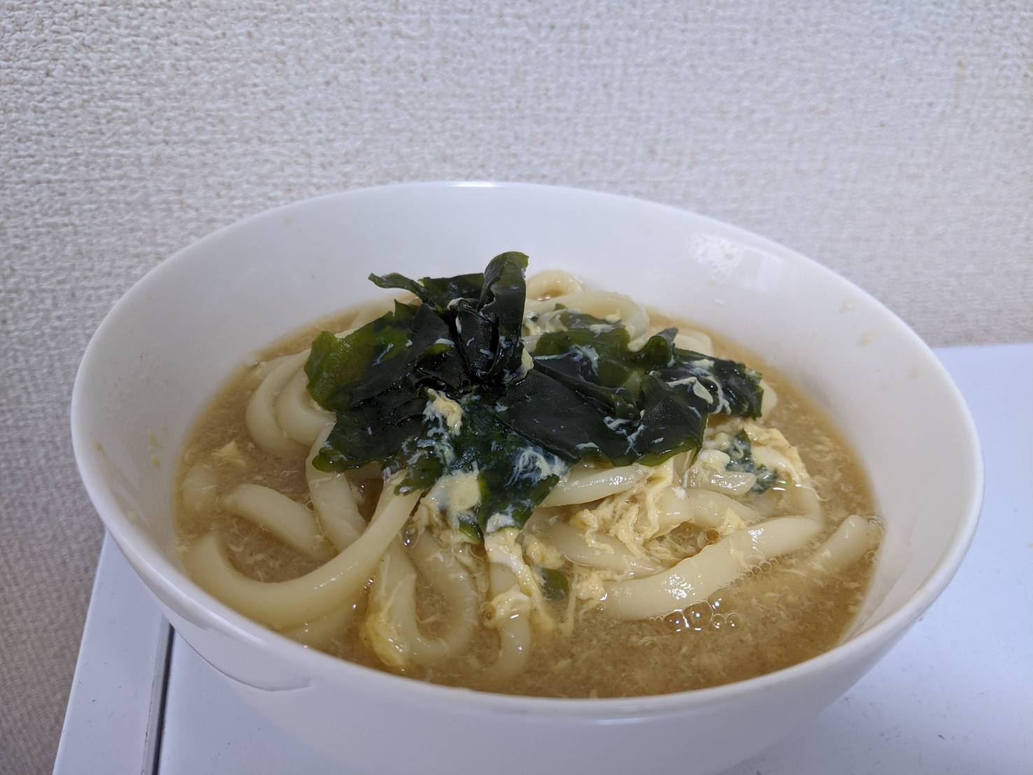 すぐできる！温かいわかたまうどん