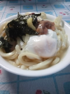 簡単卵うどん、塩辛風味