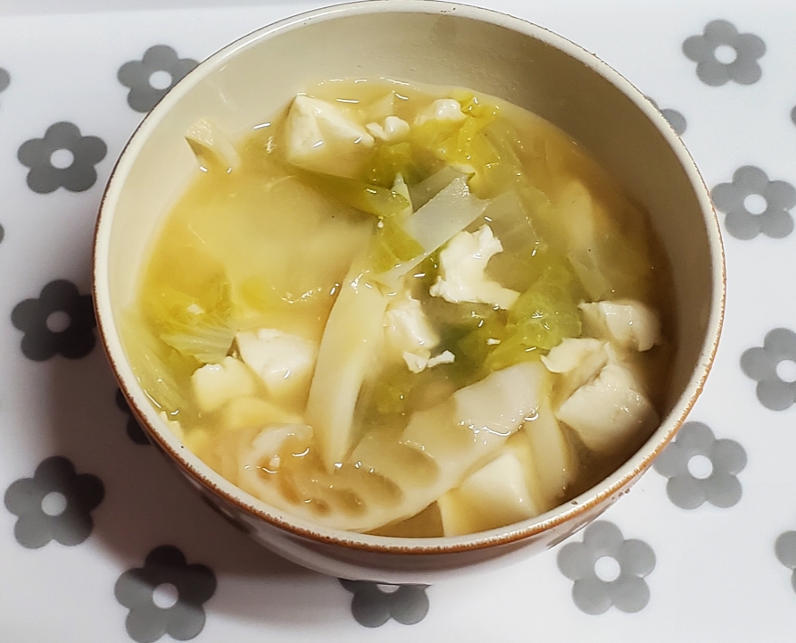 タケノコと豆腐のお味噌汁