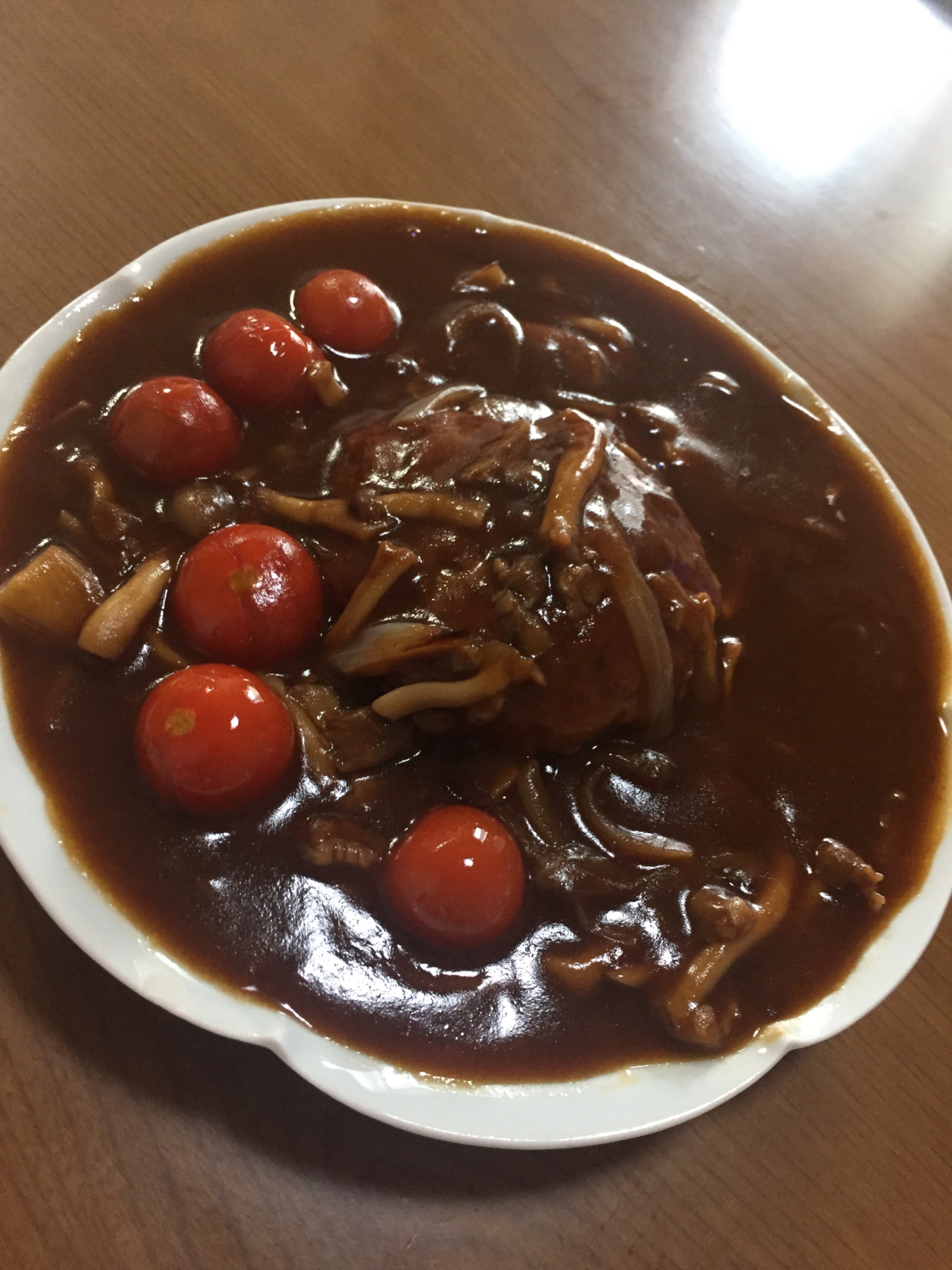 ルーで作る煮込みハンバーグ