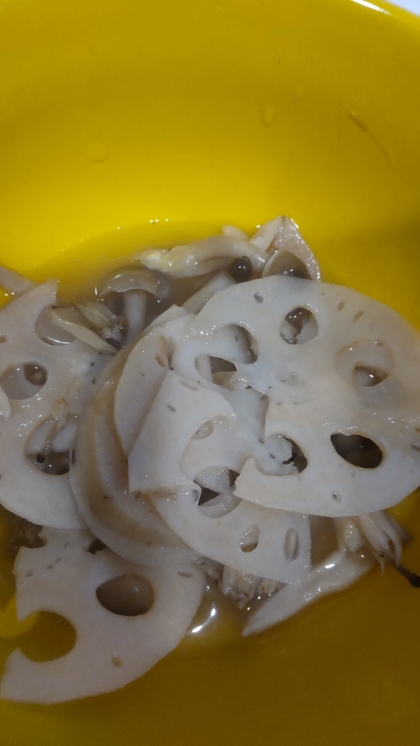 れんこんとしめじの煮物