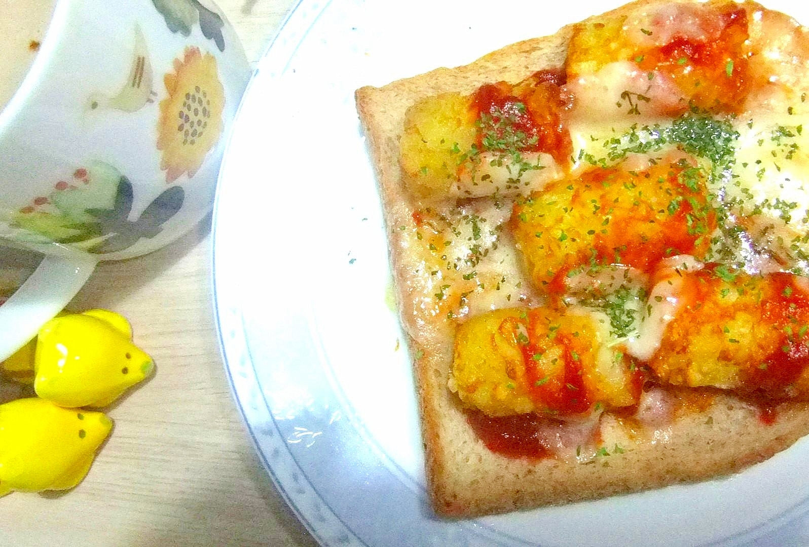 ポテトとチーズのせトースト