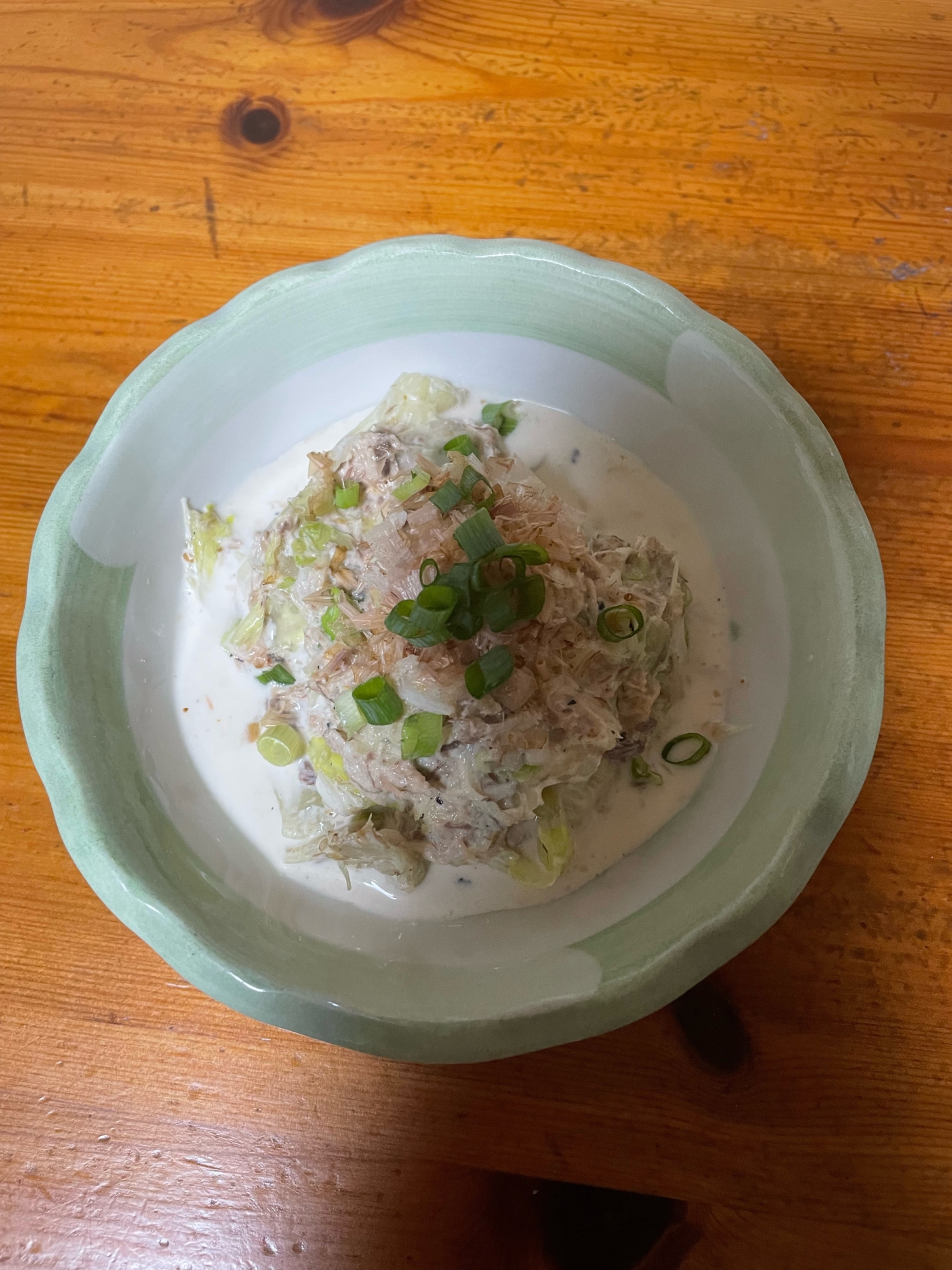 鯖の水煮缶のさっぱりサラダ