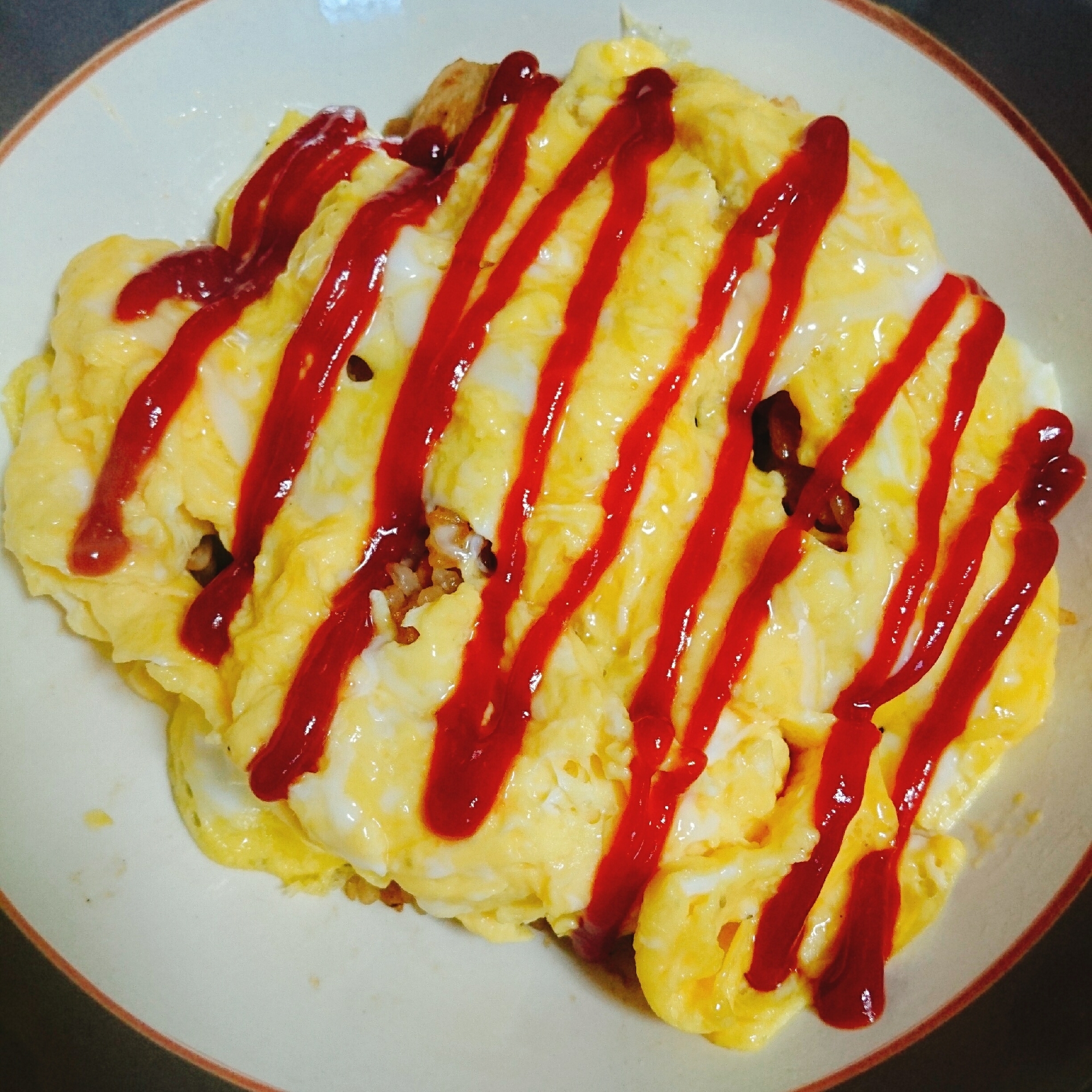 鶏胸肉とエリンギのオムライス