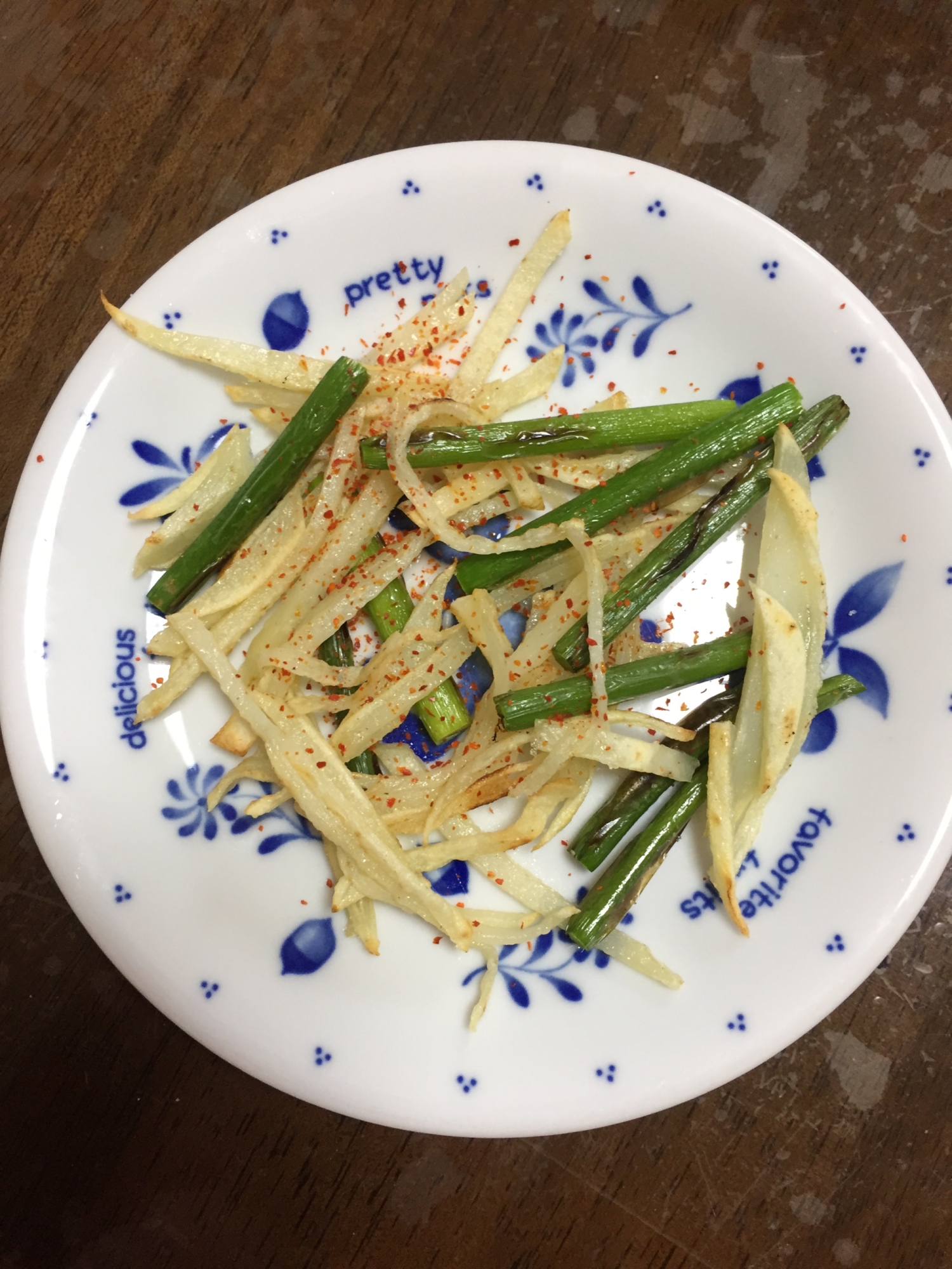 ニンニクの芽とじゃがいもの炒め物