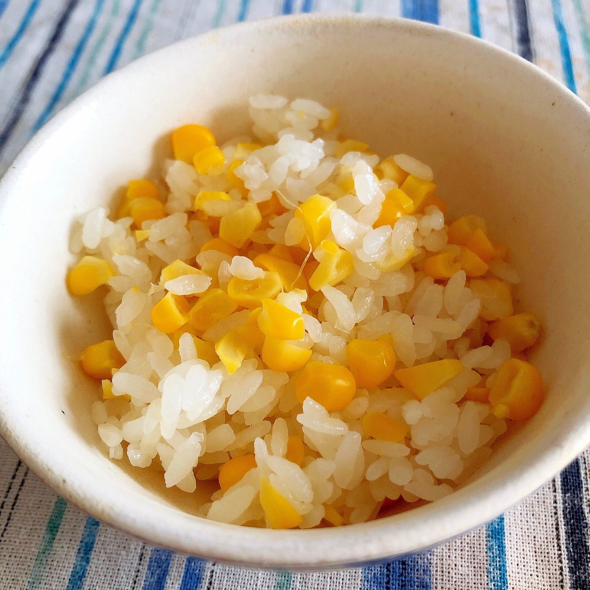 お鍋でおいしい とうもろこしご飯 簡単 夏メニュー レシピ 作り方 By すなち 楽天レシピ
