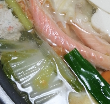 白菜をたっぷり食べられる♡ 鮭と鱈のお鍋