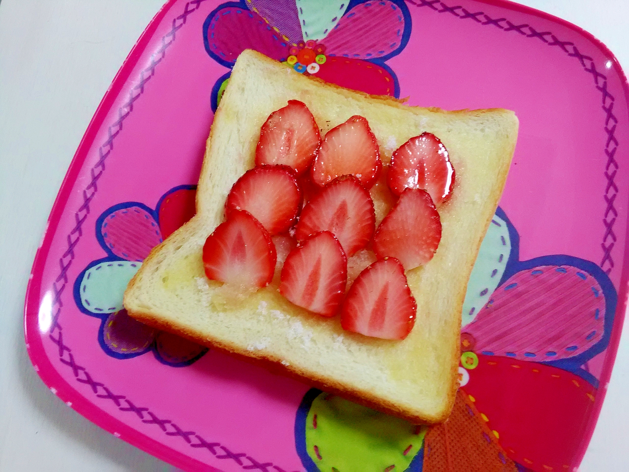 おやつトースト☆いちごシュガーバタートースト
