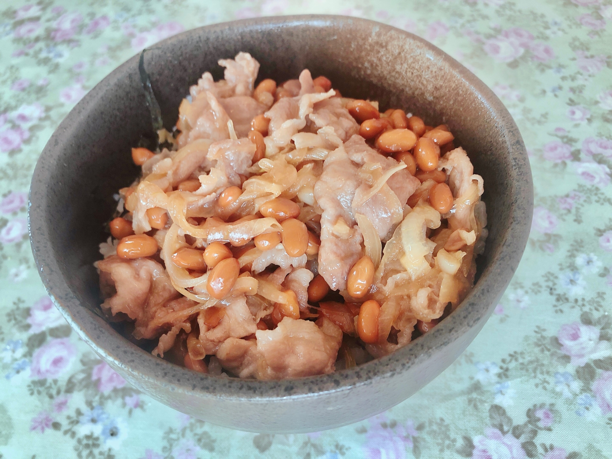 納豆豚丼