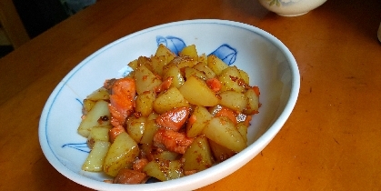 子供が喜ぶ サーモンのじゃがバター醤油炒め レシピ 作り方 By Acchan66 楽天レシピ