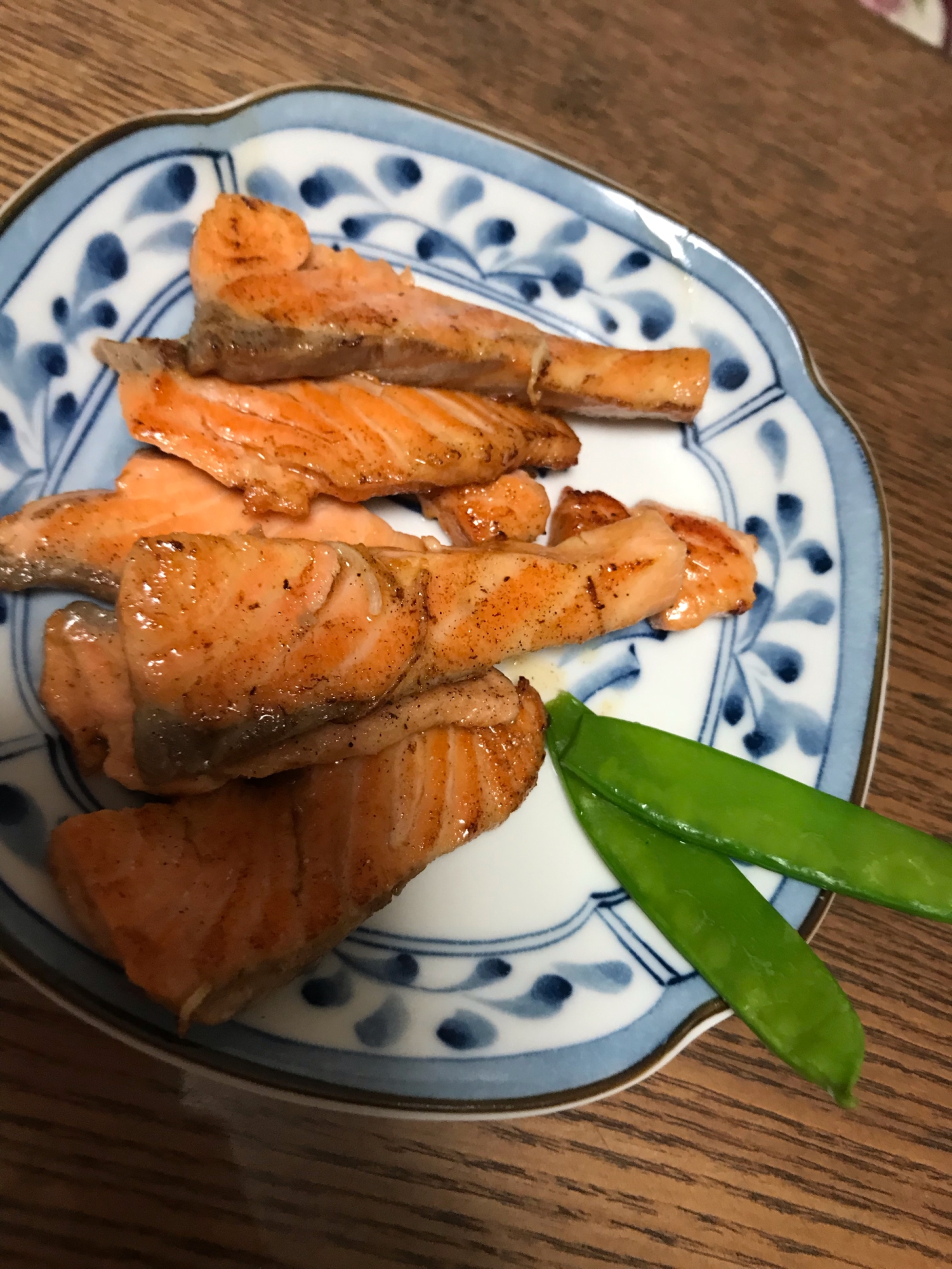 サーモンの刺身でバター塩胡椒焼き レシピ 作り方 By Rママ 楽天レシピ