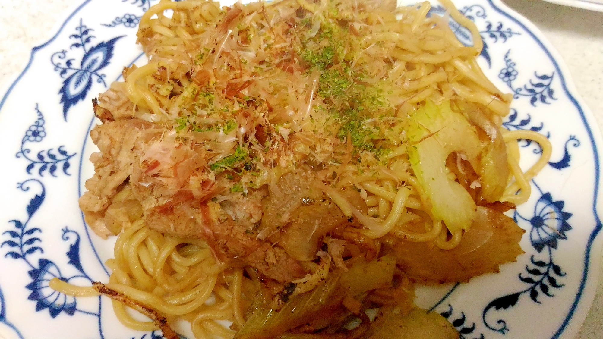 セロリ＆豚肉のソース焼きそば