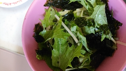 水菜と長芋の韓国のりあえサラダ
